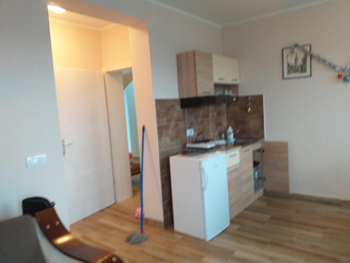 Fruskogorska Idila Apartmani Vrdnik Ngoại thất bức ảnh