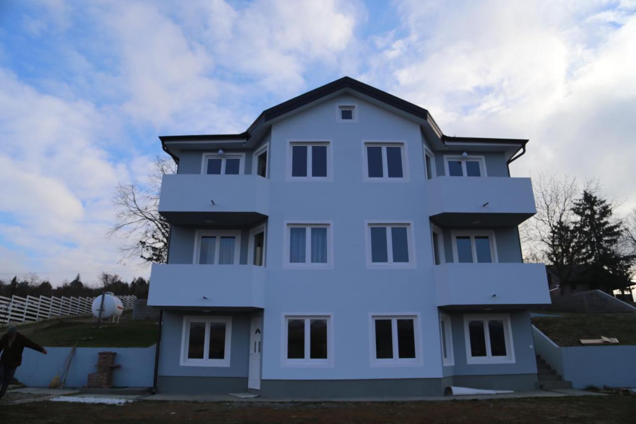 Fruskogorska Idila Apartmani Vrdnik Ngoại thất bức ảnh